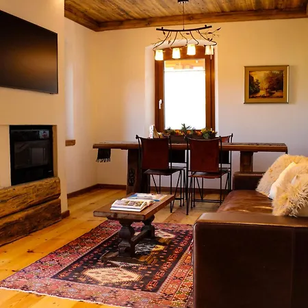 Modern Mountain Retreat With Tre Cime And Views アパート アウロンツォ・ディ・カドーレ